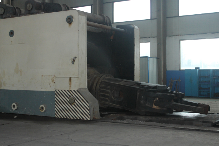 30吨锻造操作机